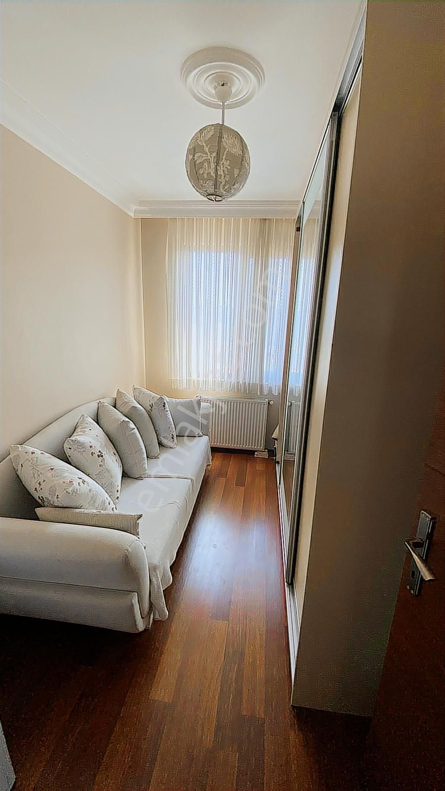 Evinibul'dan Metroya Yakın Site İçerisinde 120m2 3+1 Eşyalı - Görsel 23