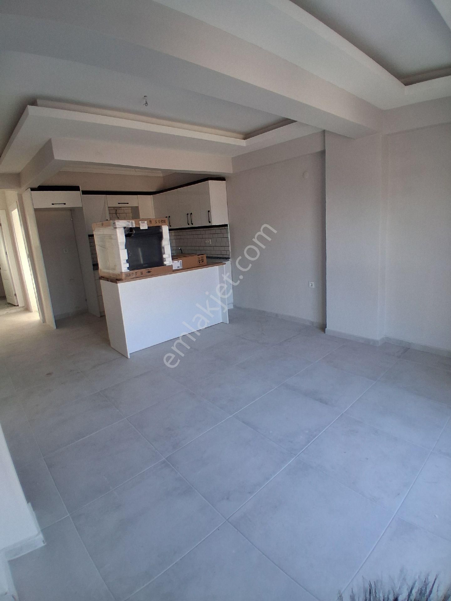 Foça Yeni Bağarasında Geniş 1+1 Daire Sahibinden - Görsel 2