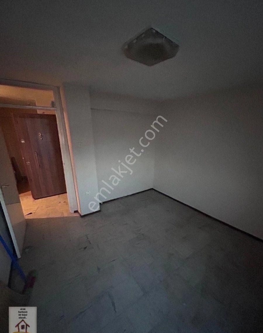 Silivri Selimpaşa Merkezde Deniz Manzaralı Daire - Görsel 13