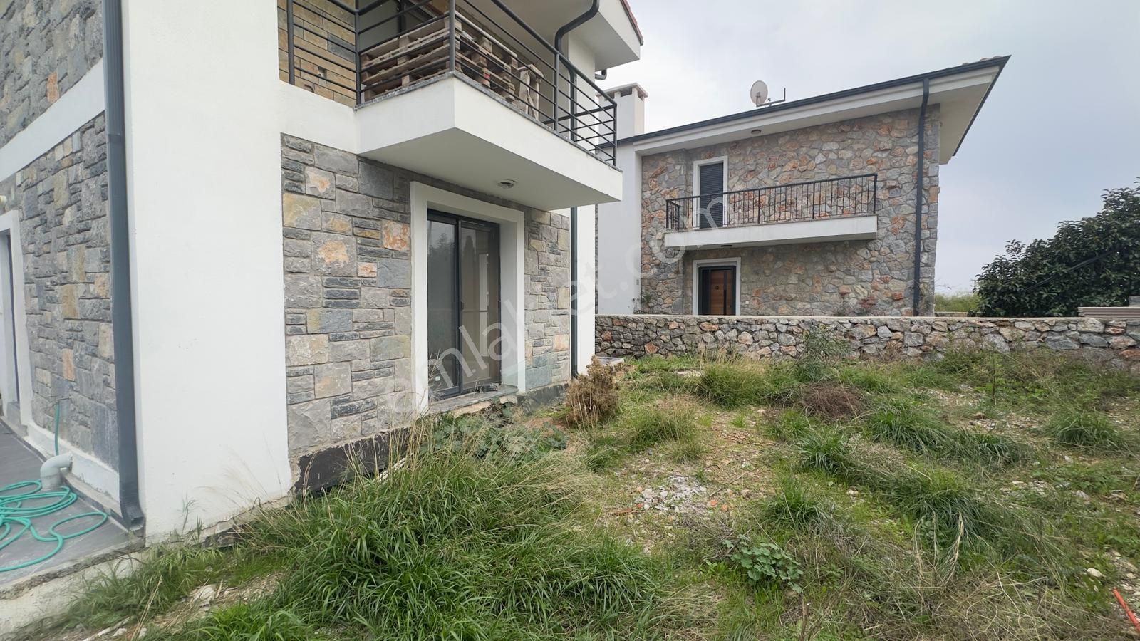 Datça Merkezde Deniz Manzaralı Bahçeli 1+1 2+1 Kiralık Daireler - Görsel 2