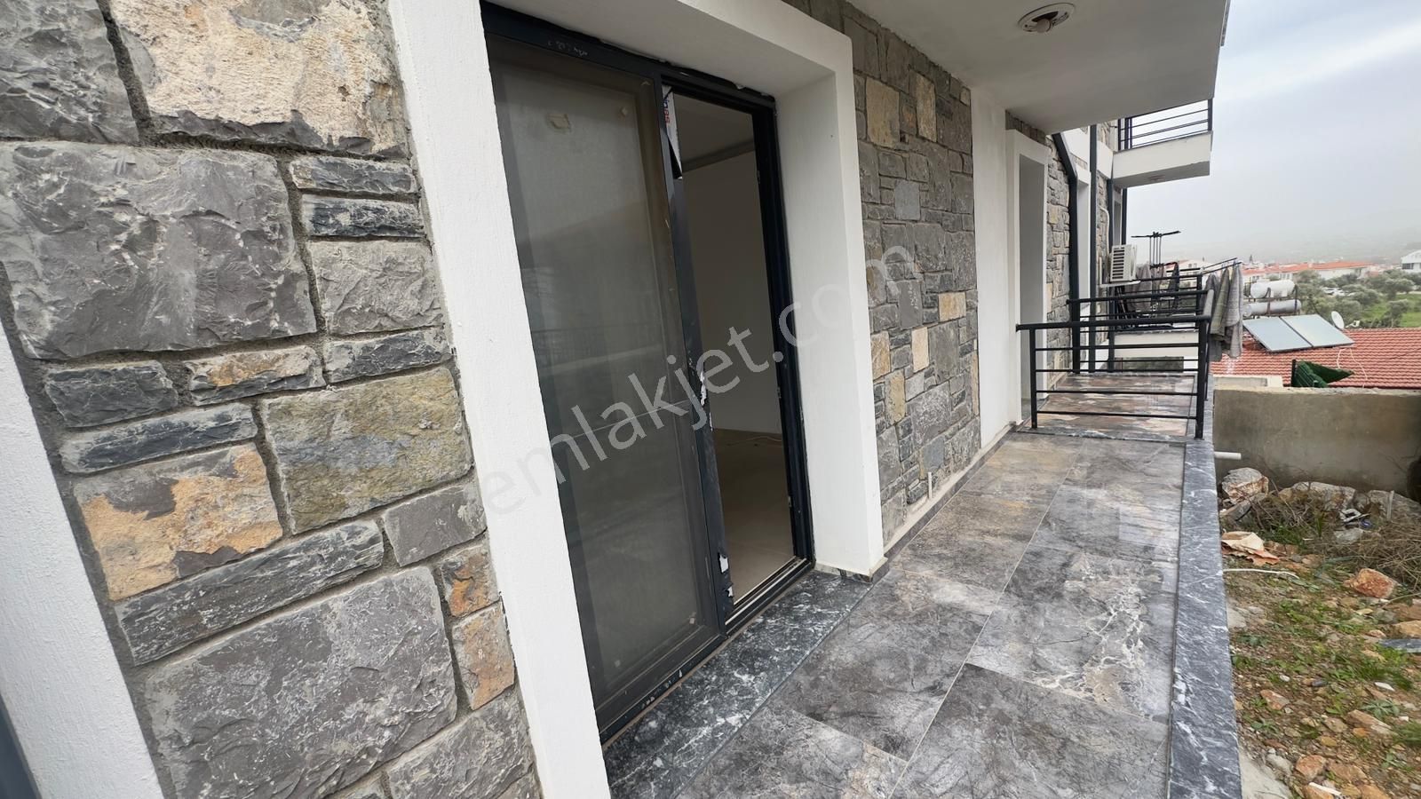 Datça Merkezde Deniz Manzaralı Bahçeli 1+1 2+1 Kiralık Daireler - Görsel 11