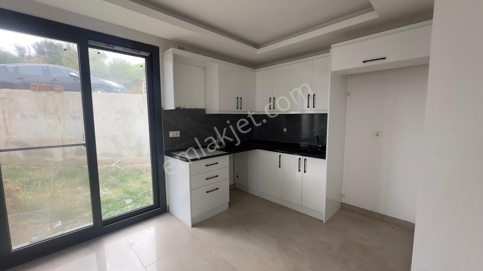 Datça Merkezde Deniz Manzaralı Bahçeli 1+1 2+1 Kiralık Daireler - Görsel 4