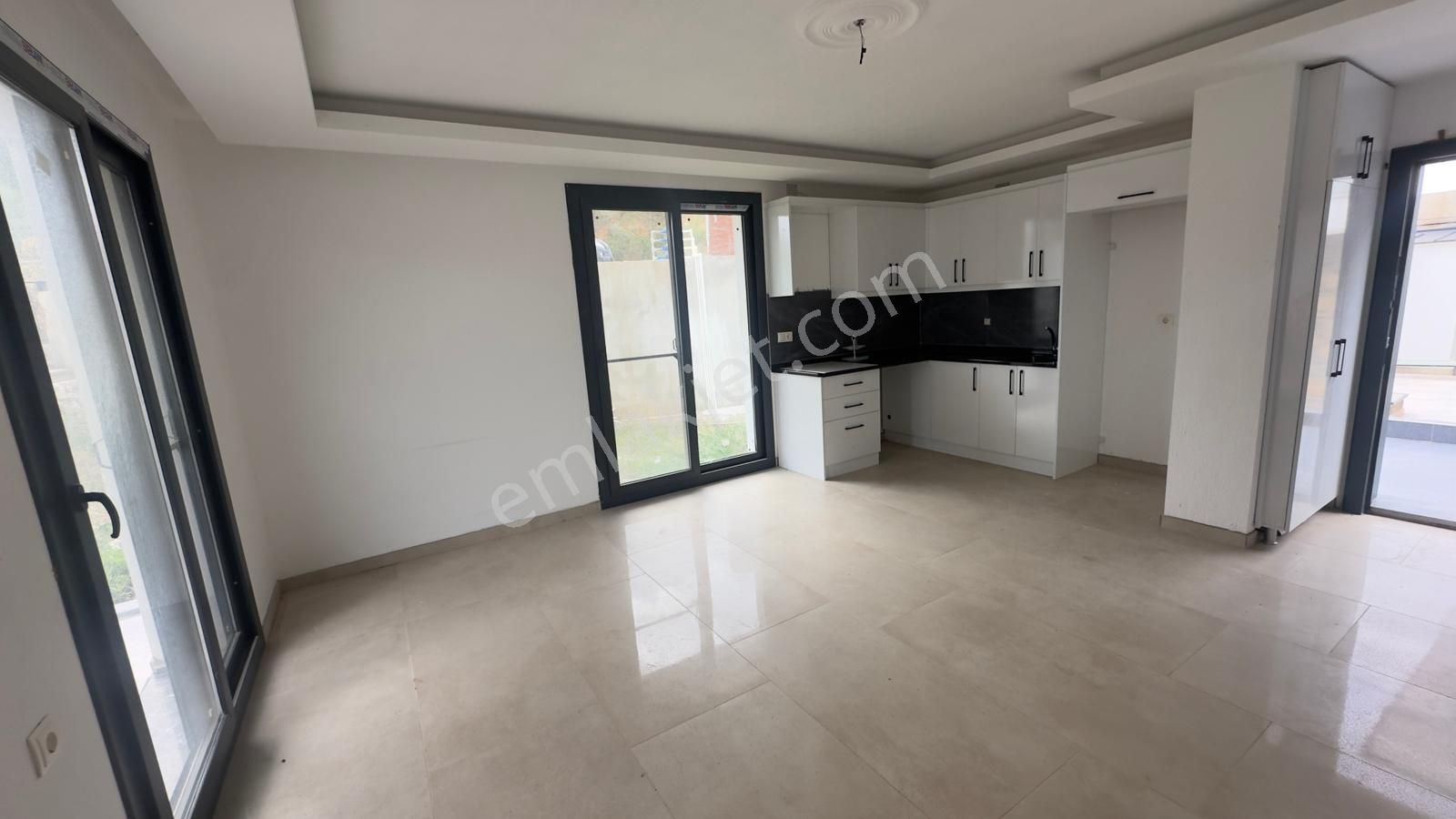 Datça Merkezde Deniz Manzaralı Bahçeli 1+1 2+1 Kiralık Daireler - Görsel 5