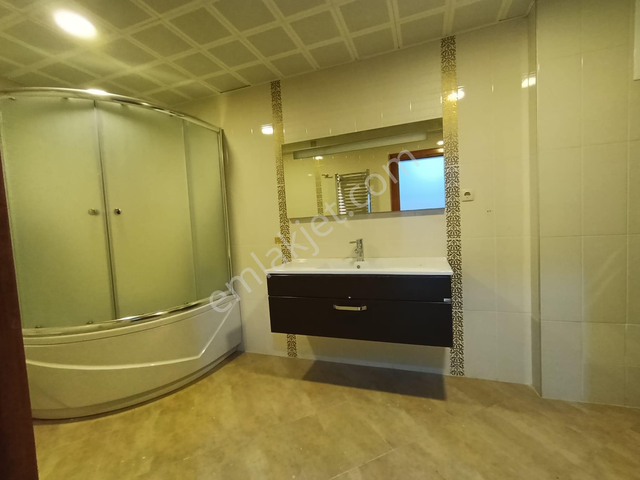 İstanbul Bahçelievler Talatpaşa Caddesi Üzeri 3+1 Kiralık Daire - Görsel 32