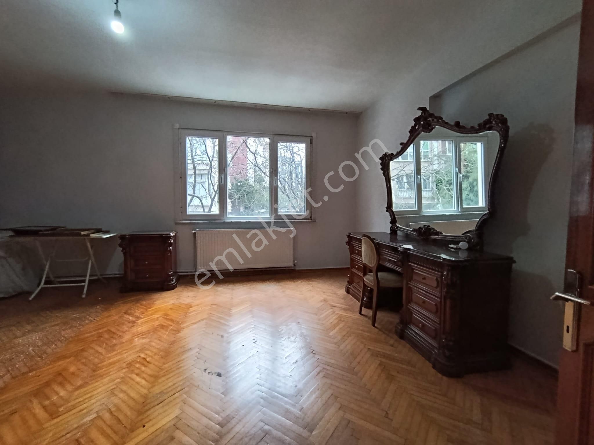 İstanbul Bahçelievler Talatpaşa Caddesi Üzeri 3+1 Kiralık Daire - Görsel 26