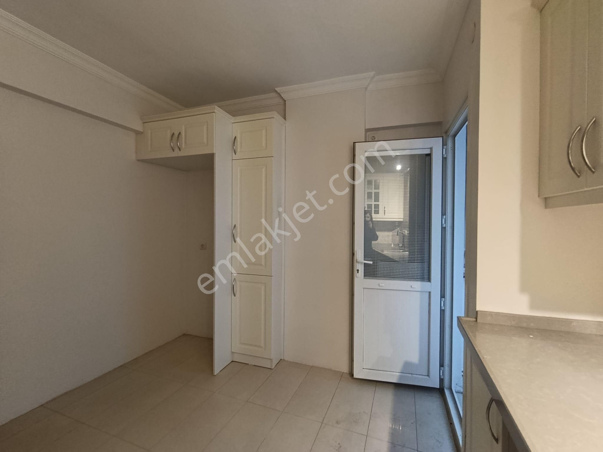 İstanbul Bahçelievler Talatpaşa Caddesi Üzeri 3+1 Kiralık Daire - Görsel 17