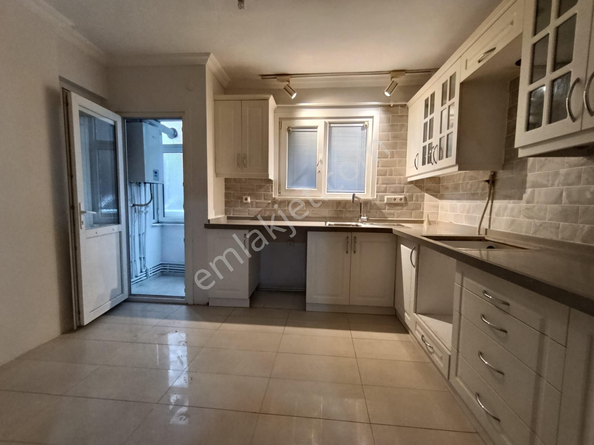 İstanbul Bahçelievler Talatpaşa Caddesi Üzeri 3+1 Kiralık Daire - Görsel 18