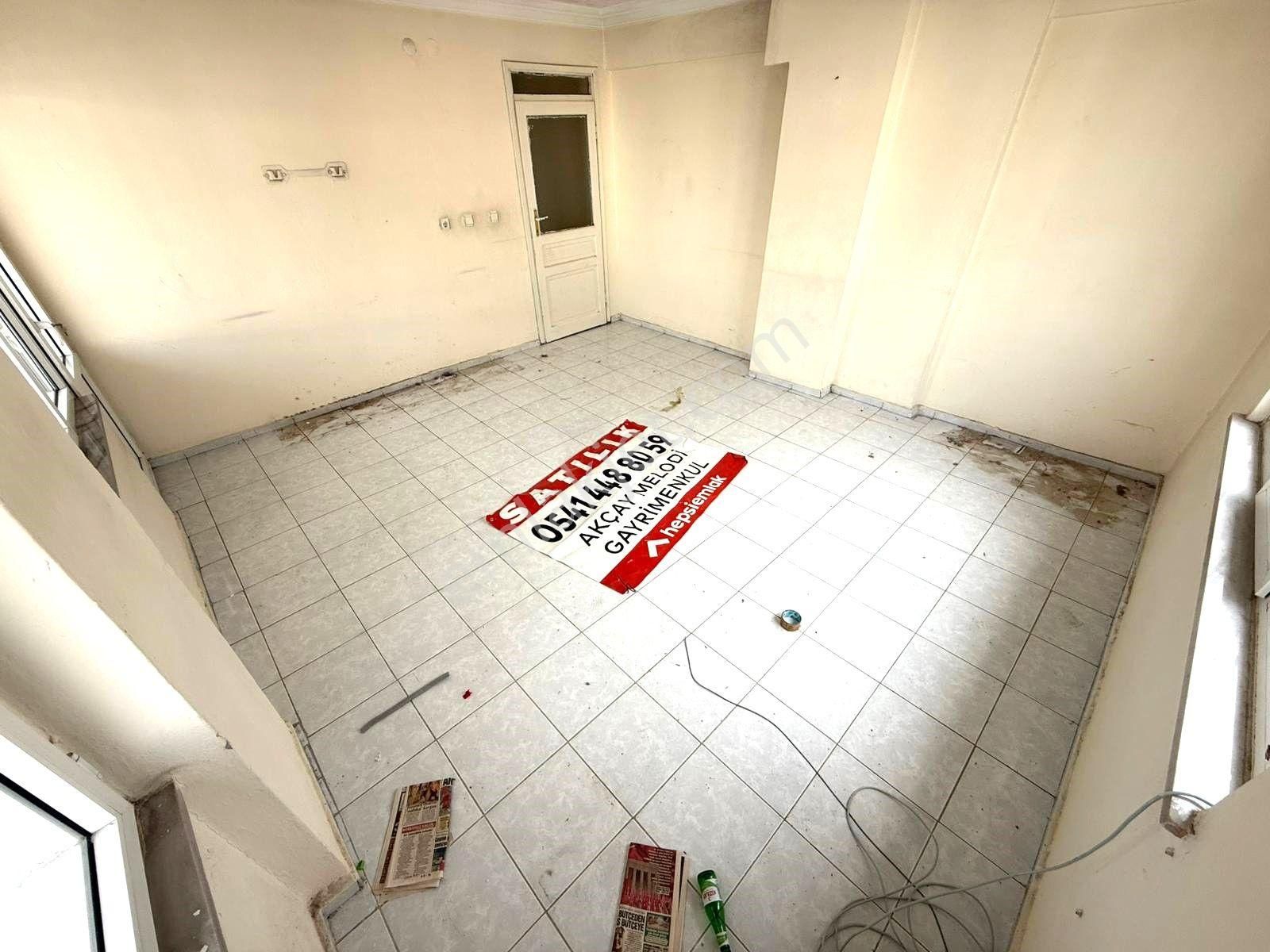 ♫afişi Melodi'den Ayrı Mutfaklı Ön Cephe Çift Wcli Manzaralı Lokasyonda Fırsat 3+1 Daire - Görsel 6