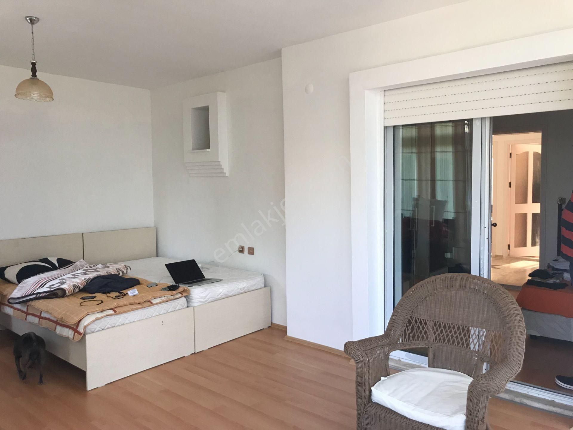 Fenerburnu'nda Muhteşem Deniz Manzaralı 300 M2 Arsa İçinde 5+2 Satılık Villa - Görsel 19