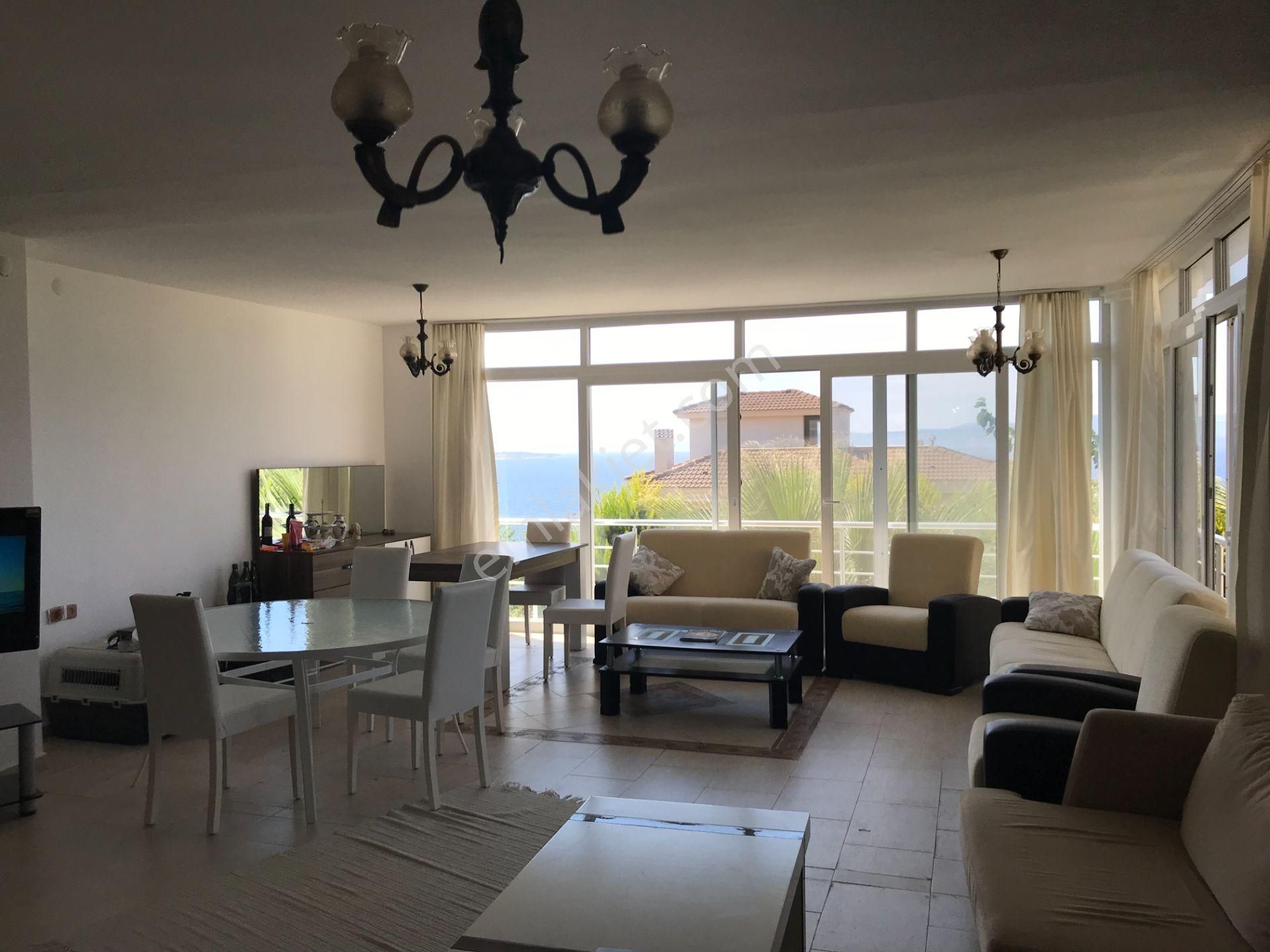 Fenerburnu'nda Muhteşem Deniz Manzaralı 300 M2 Arsa İçinde 5+2 Satılık Villa - Görsel 9