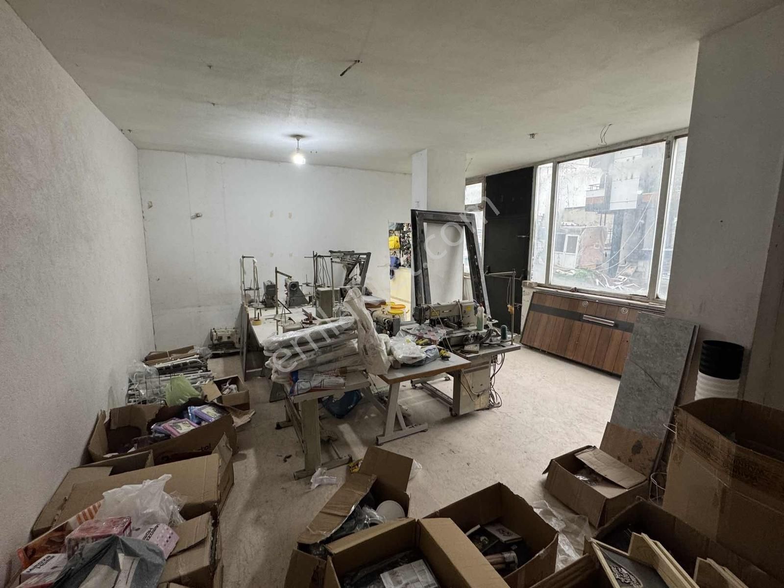 Güvercintepe Cumhuriyet Cadde Üstü 100m2 Köşe Başı Dükkan - Görsel 9