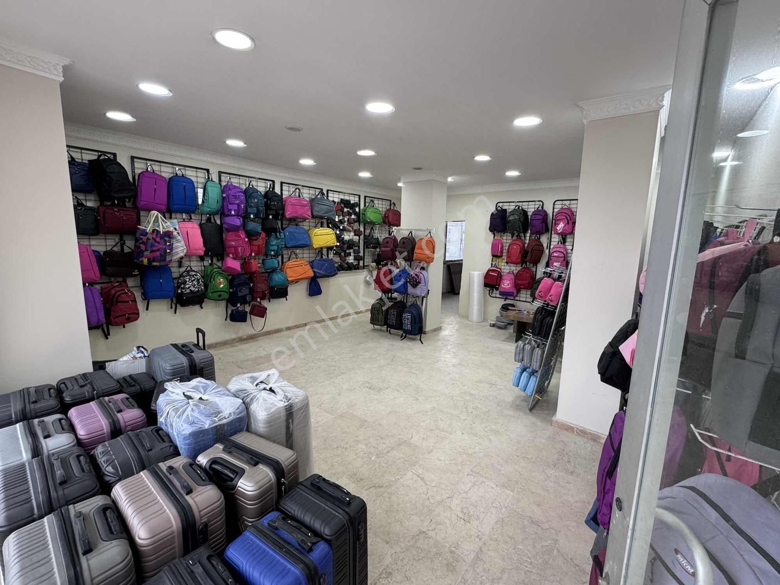 Güvercintepe Cumhuriyet Cadde Üstü 100m2 Köşe Başı Dükkan - Görsel 11