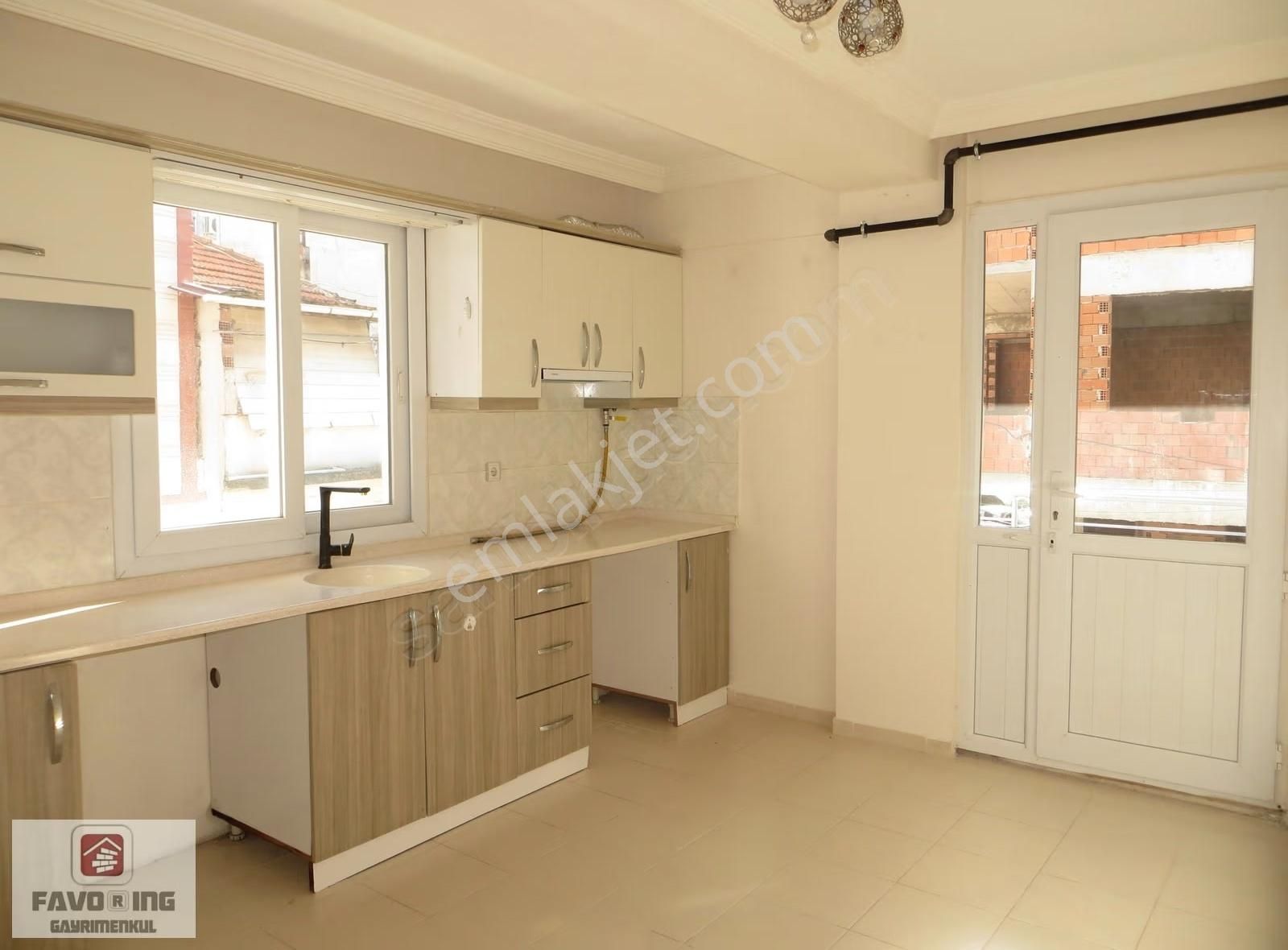 Ayrancılar Çarşı Merkezi | Doğalgazlı Ara Kat| Kiralık 2+1 Daire