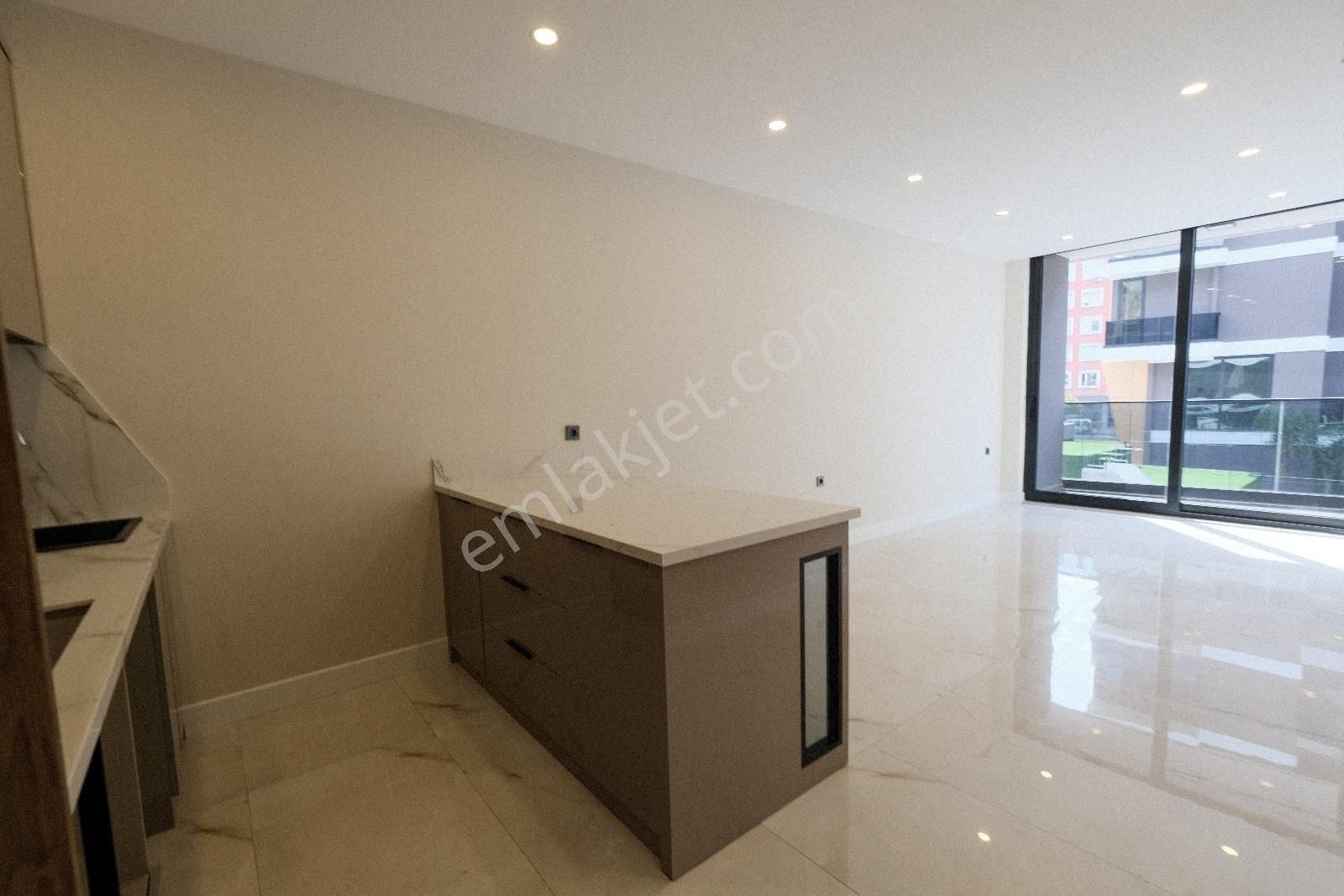 Kleopatrada New Level Sitesinde 1+1 Satılık Daire - Görsel 17