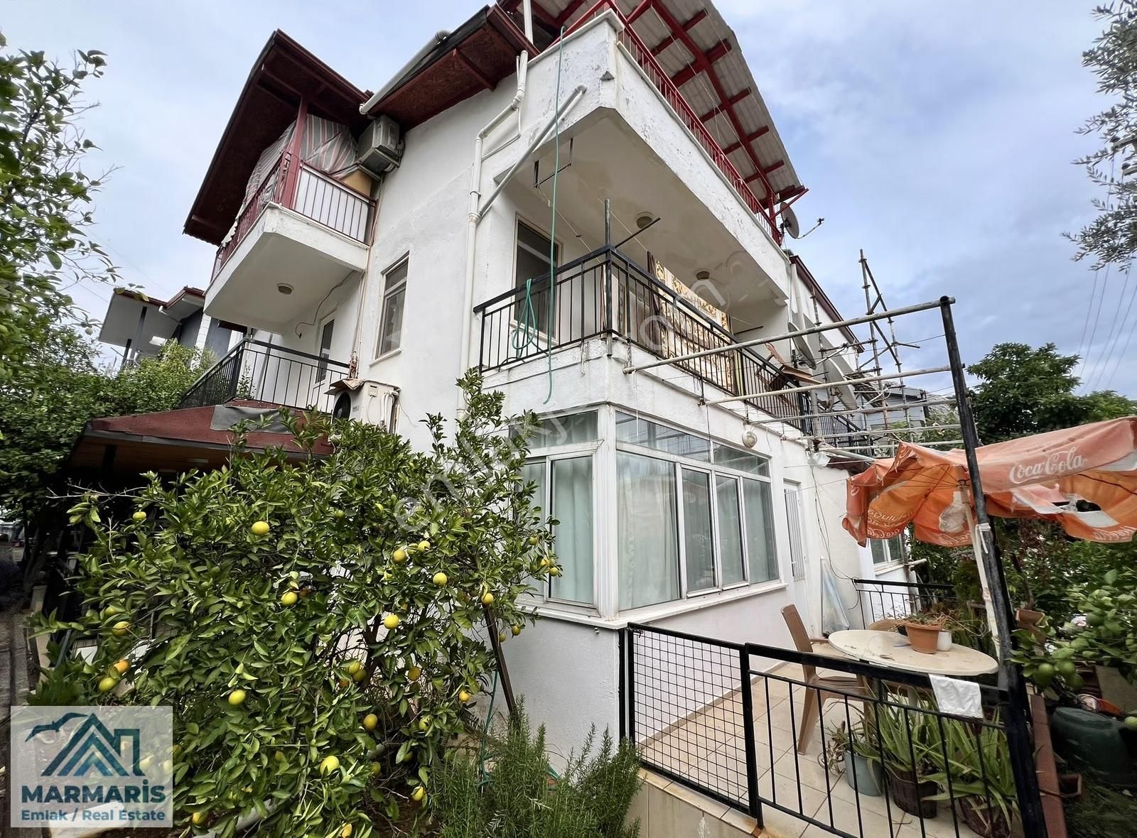 Marmaris Camiavlu Mevkiinde ,satılık, Geniş, Bahçeli 3+1 Villa