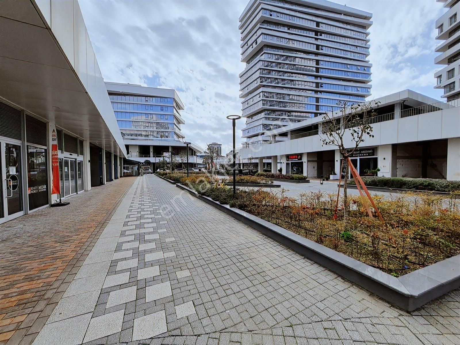 Nivo İstanbul Sitesinde Az Katlı Blokta Satılık 2+1 Boş Daire - Görsel 32