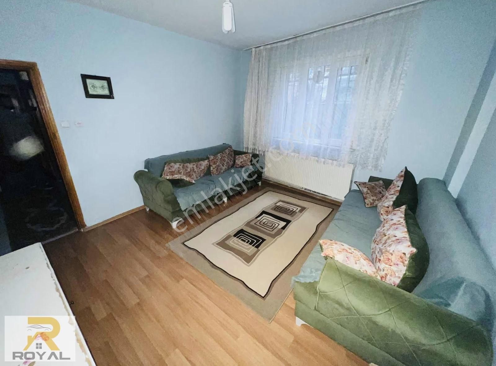 Royal'den Gültepe'de Yüzme Havuzuna Metrobüse Yakınkiralık Daire