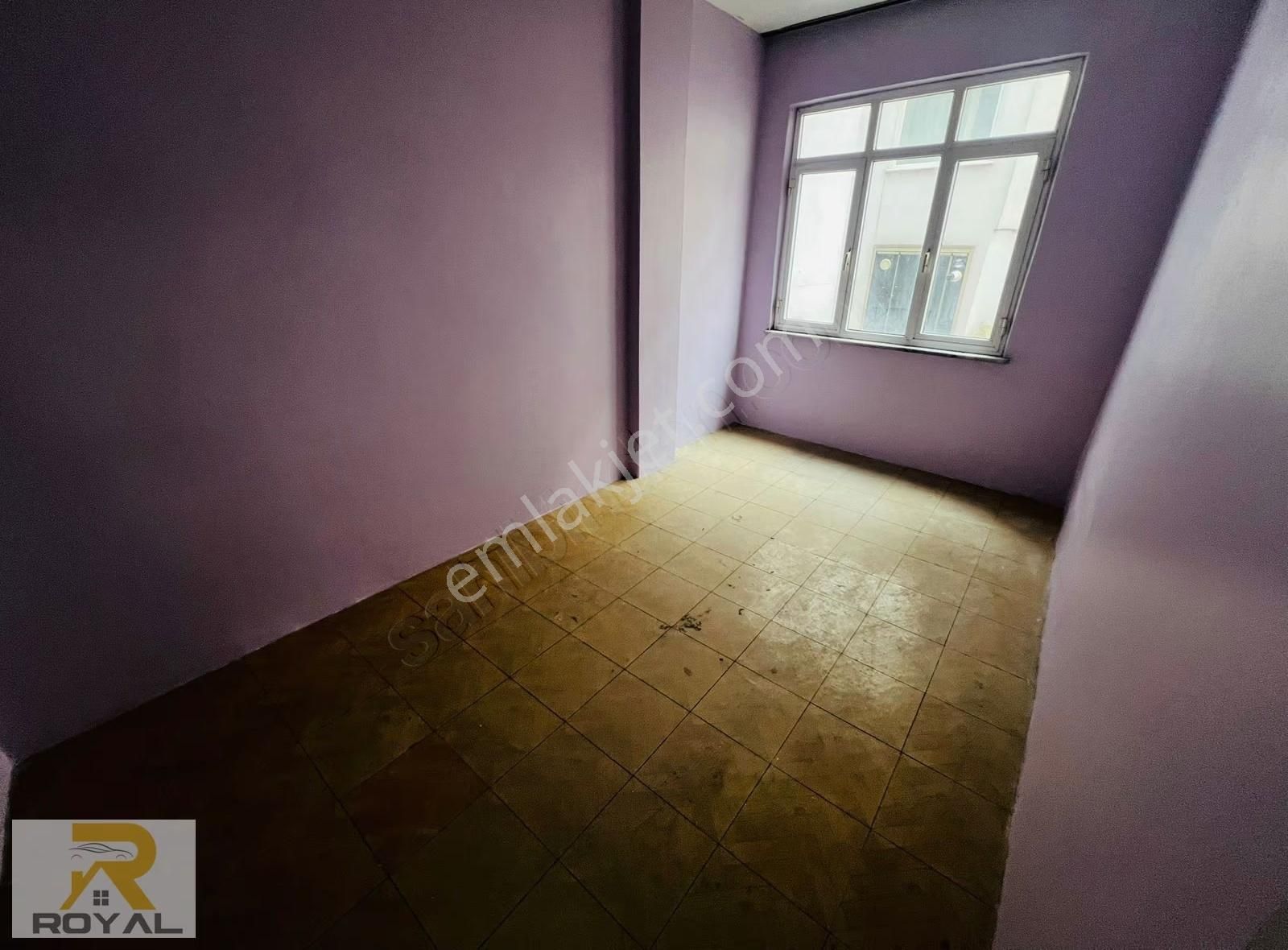 İnönü Mahallesinde Aile Binası Kullanışlı Daire - Görsel 7