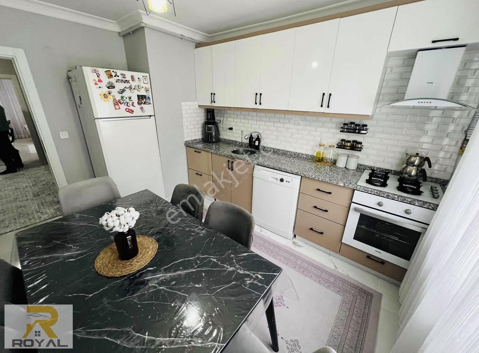 Royal'den Bezirganbahçe'de Kalp Damar Hstnesinin Dibi 220 M2 - Görsel 8
