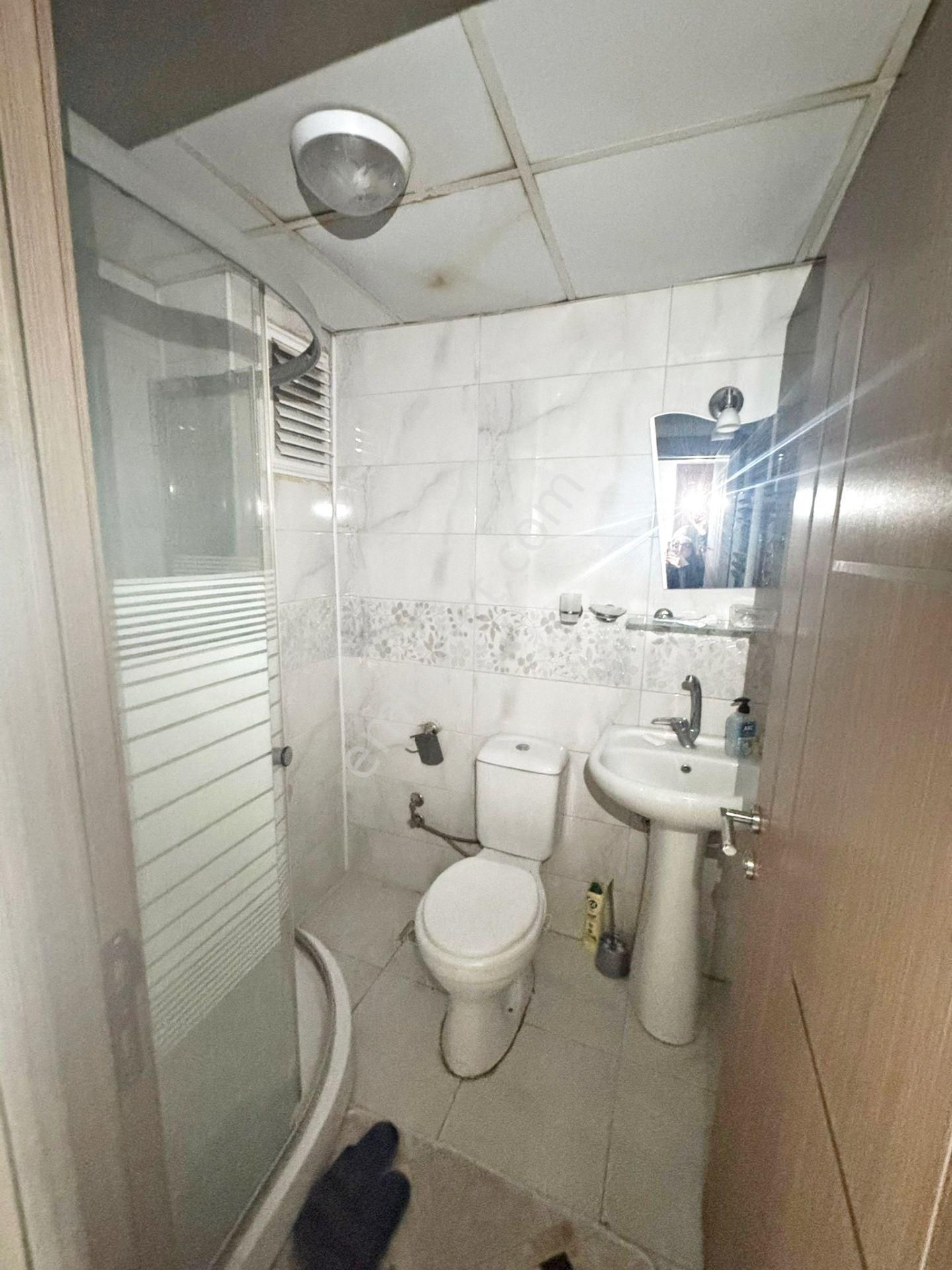 Buewo'dan / Kumlubel'de / 1+1 / Ara Kat/ Esenli Cd.ne Ve Tramvaya Çok Yakın - Görsel 10