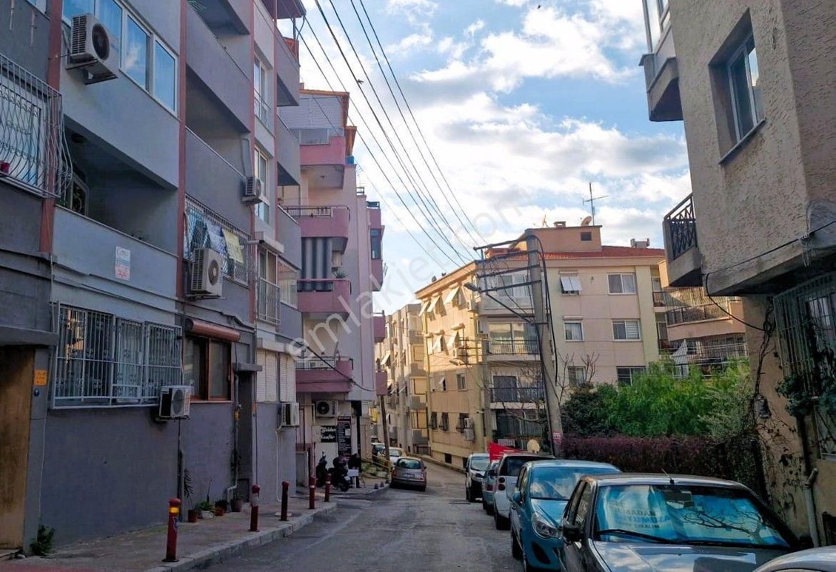 Göztepe’de Sahile Çok Yakın Asansörlü Ara Kat 3+1 - Görsel 23