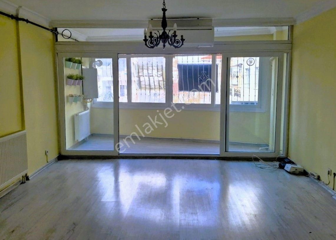 Göztepe’de Sahile Çok Yakın Asansörlü Ara Kat 3+1 - Görsel 27