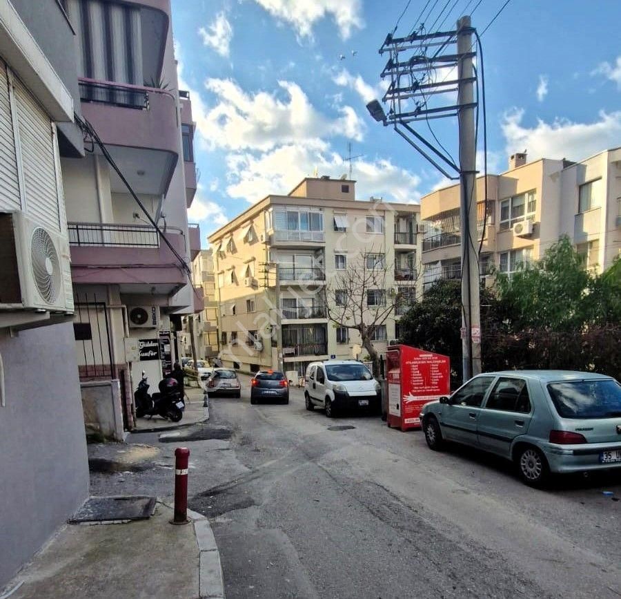 Göztepe’de Sahile Çok Yakın Asansörlü Ara Kat 3+1 - Görsel 6