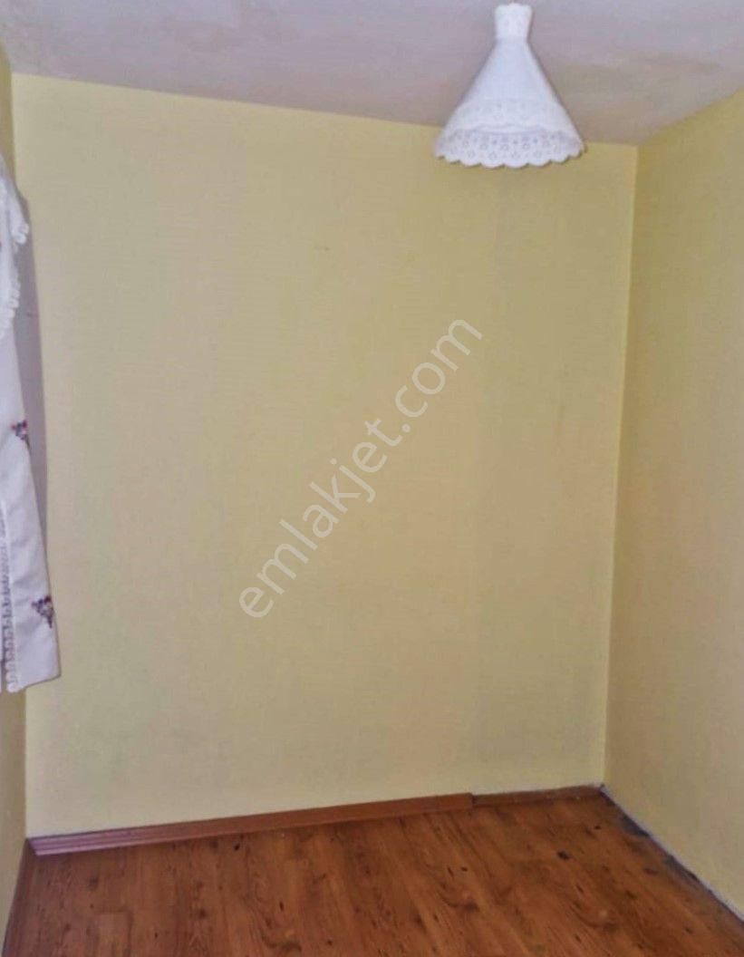 Göztepe’de Sahile Çok Yakın Asansörlü Ara Kat 3+1 - Görsel 17