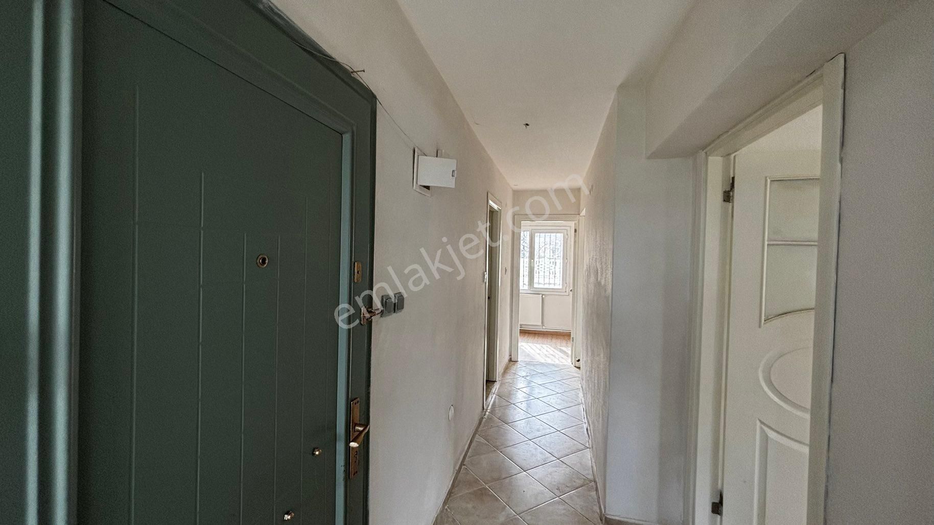 Güzelbahçe Maltepe’de Denize Yürüme Mesafesinde, 3+1 Kiralık Daire - Görsel 3