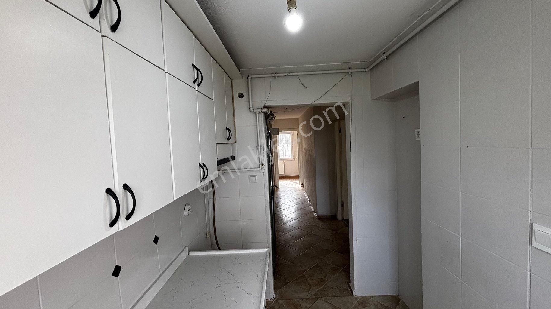 Güzelbahçe Maltepe’de Denize Yürüme Mesafesinde, 3+1 Kiralık Daire - Görsel 4