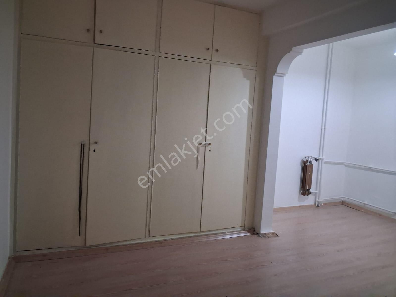 Güzelyalının Merkezinde Asansörlü 2+1 Temiz Birinci Kat Caddede - Görsel 24