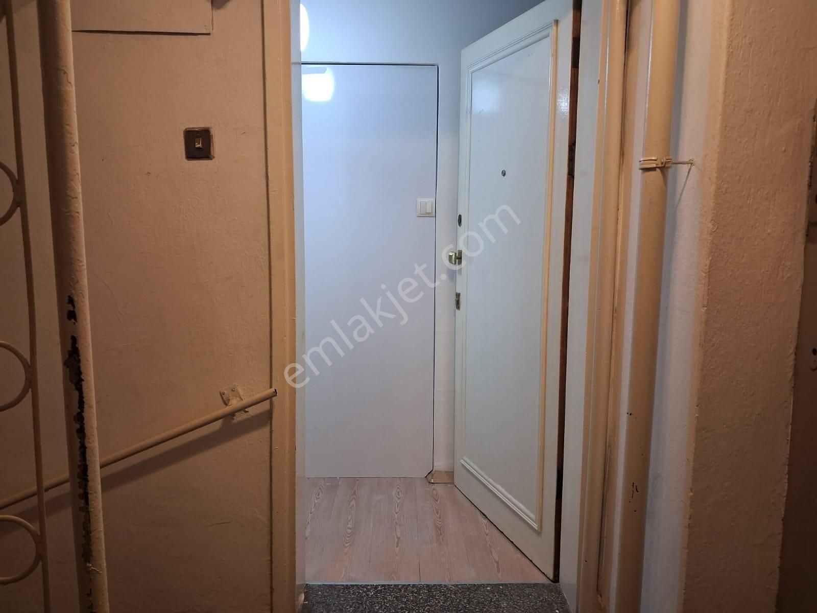 Güzelyalının Merkezinde Asansörlü 2+1 Temiz Birinci Kat Caddede - Görsel 27