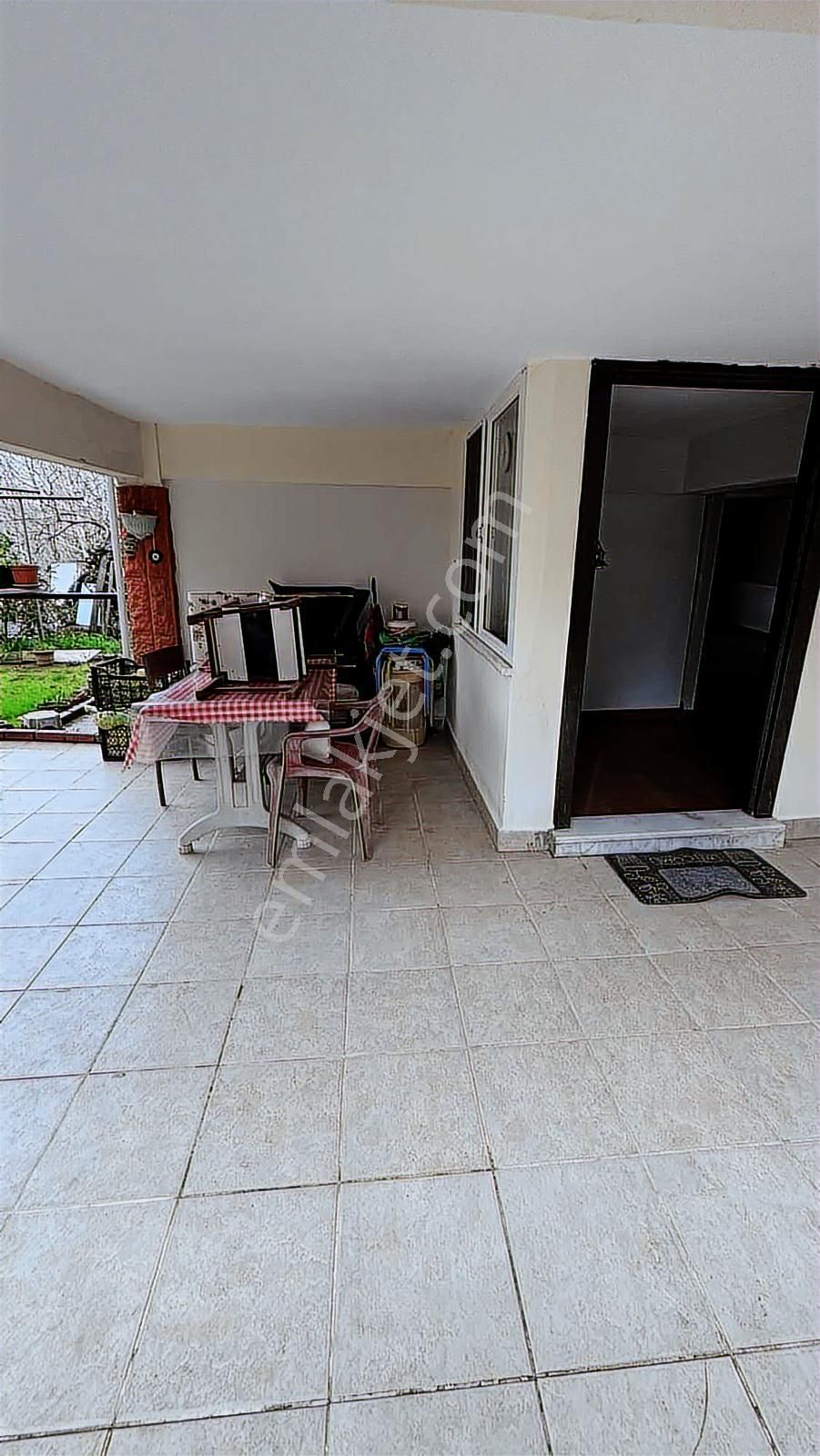 Sarıyer Yeniköy'de 1+1 Bahçe Katı Daire - Görsel 23