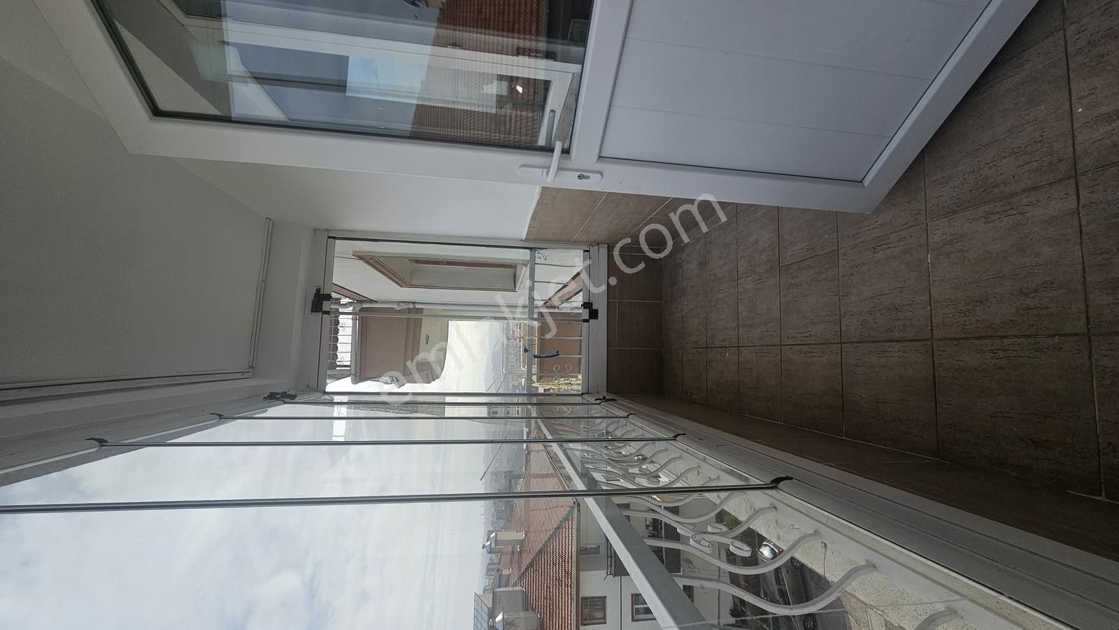 K.ören Yeşiltepe Pazar Yanı 5+1 Açık Cephe Kiralık Teras - Görsel 3