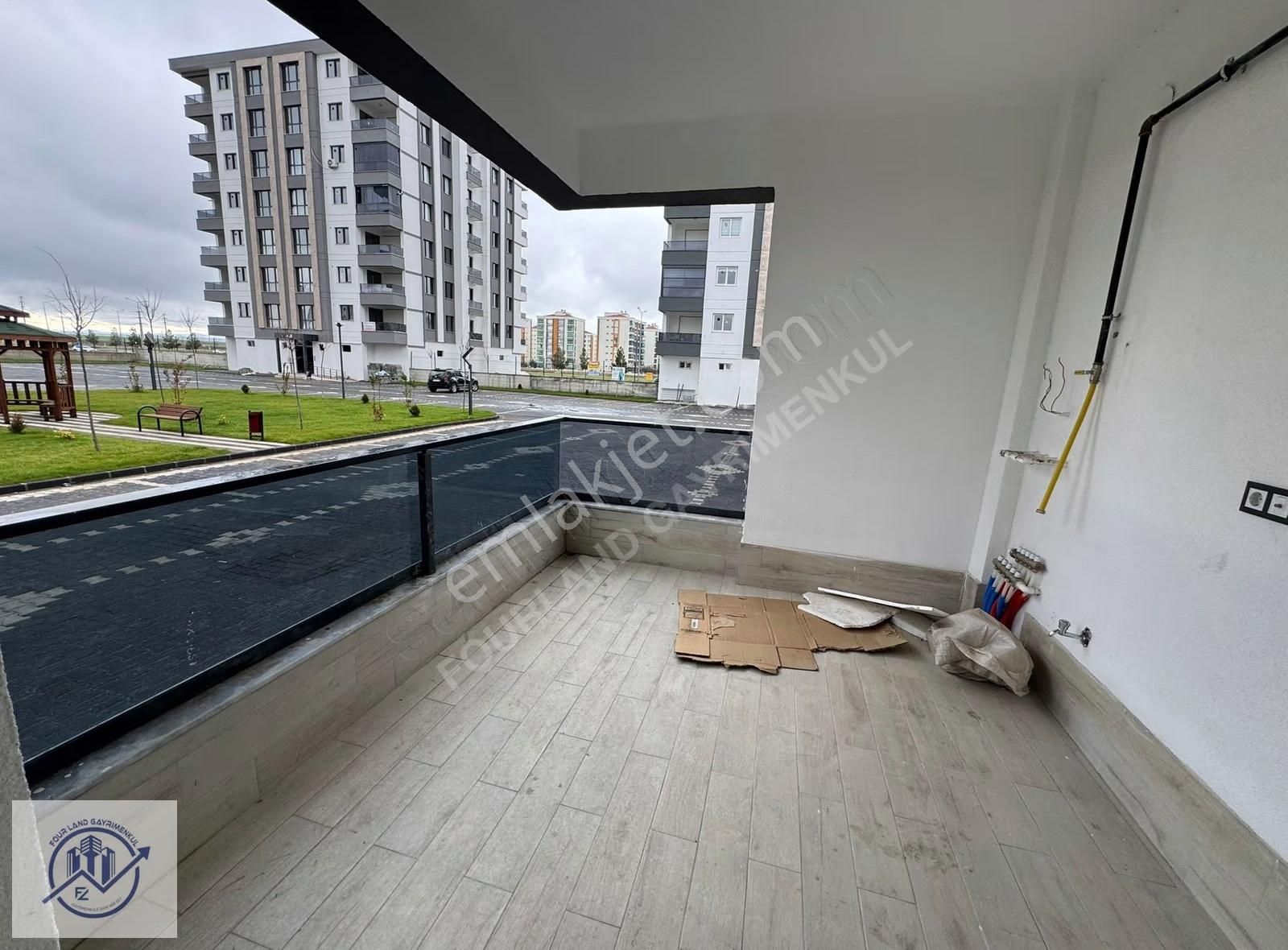 Four Land'den Nevroz Park Arkasında 2+1 Sıfır Satılık Daire - Görsel 3