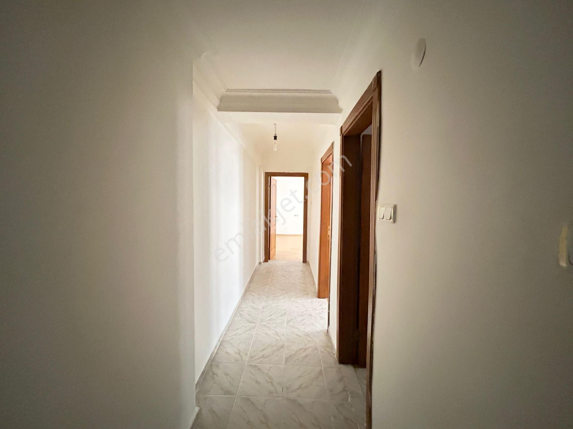 Taner'den Öveçler'de 3+1 Çift Balkonlu Bağımsız Asansörlü Otoparklı Temiz Daire - Görsel 18