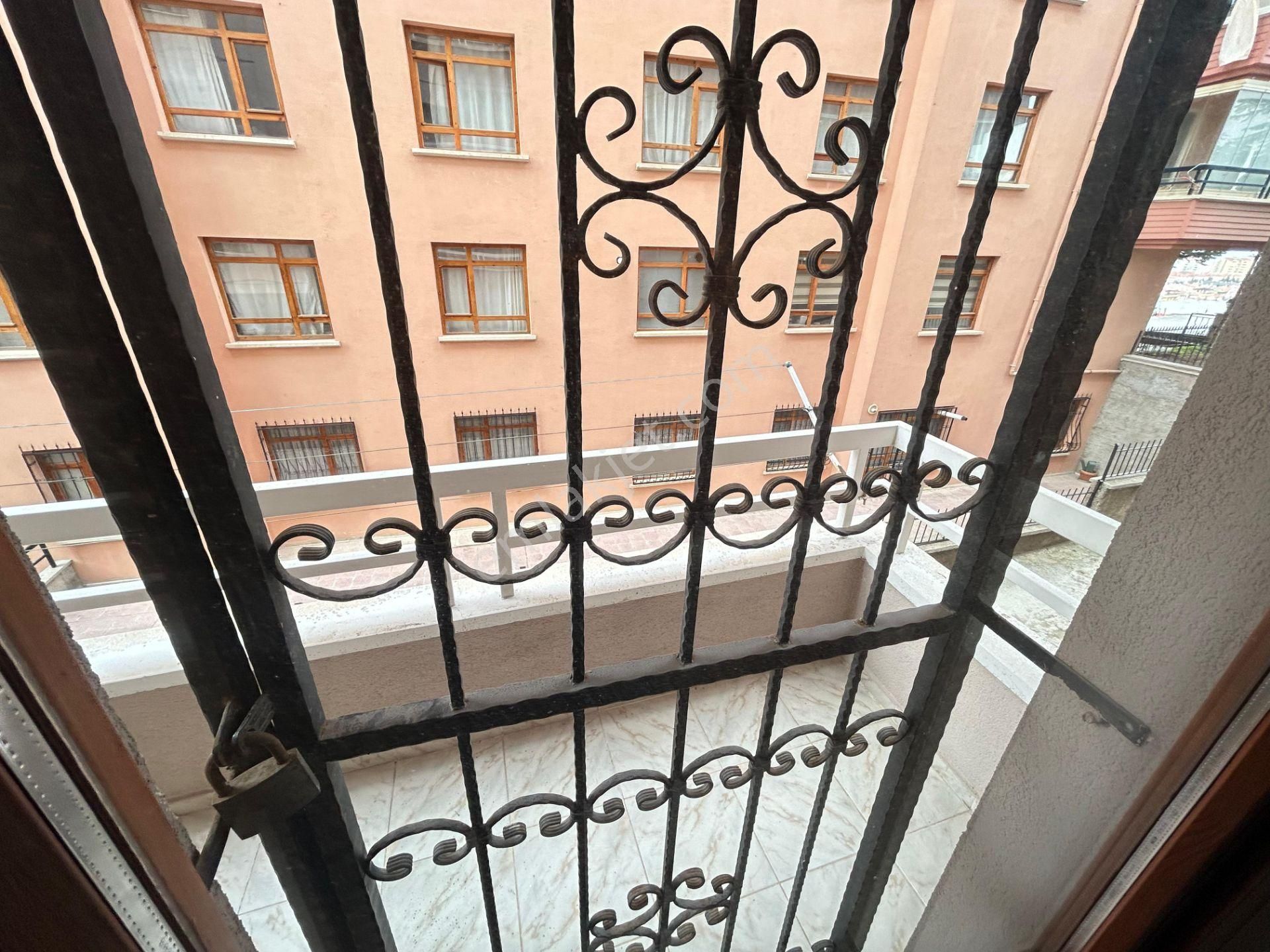 Taner'den Öveçler'de 3+1 Çift Balkonlu Bağımsız Asansörlü Otoparklı Temiz Daire - Görsel 13