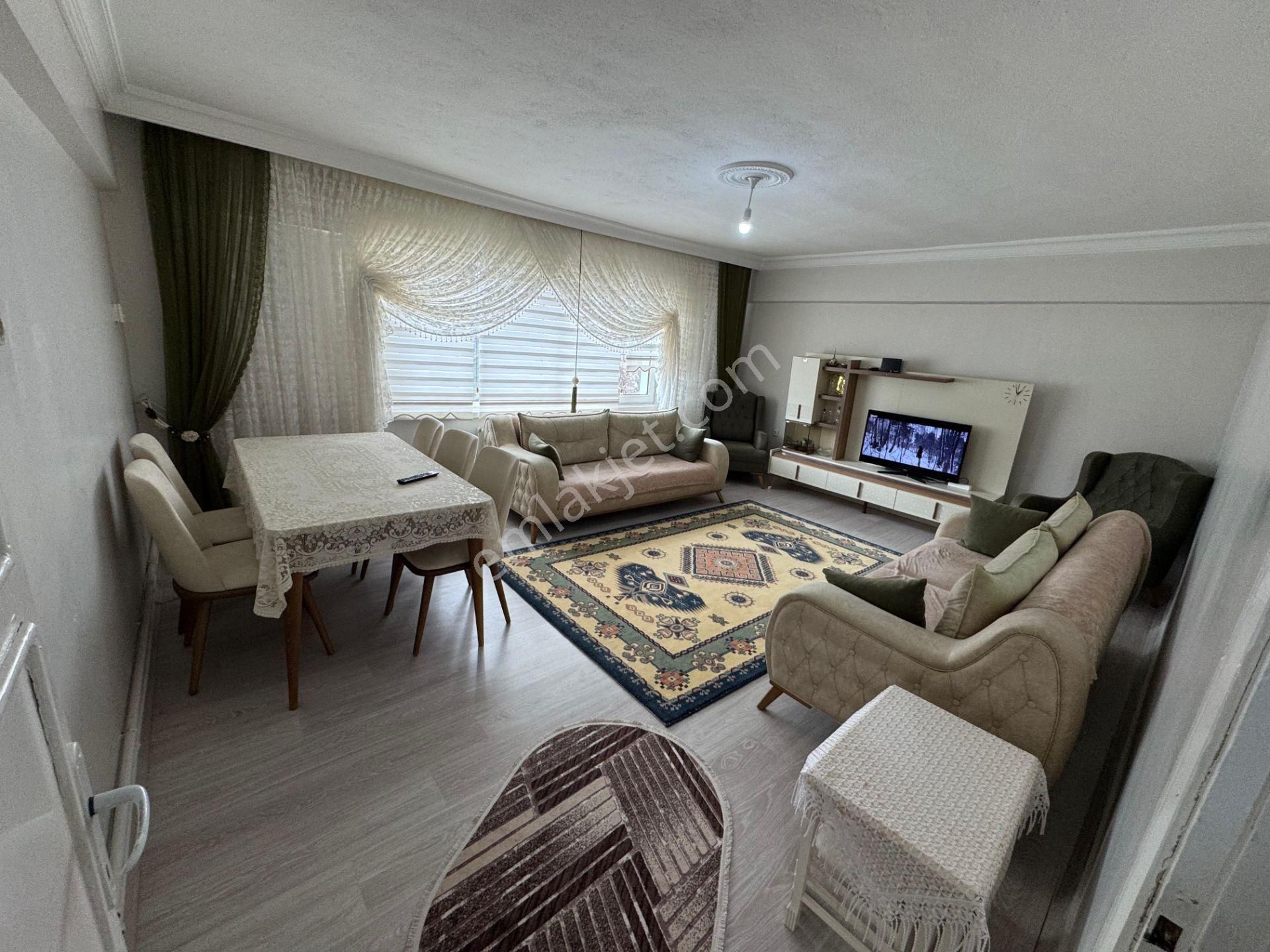 Fatih Mahallesinde Site İçerisinde 3+1 Ara Katta Satılık Daire - Görsel 3