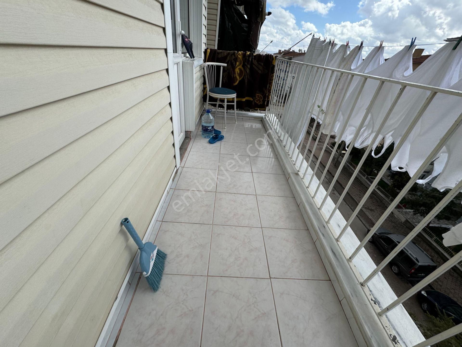 Fatih Mahallesinde Site İçerisinde 3+1 Ara Katta Satılık Daire - Görsel 22