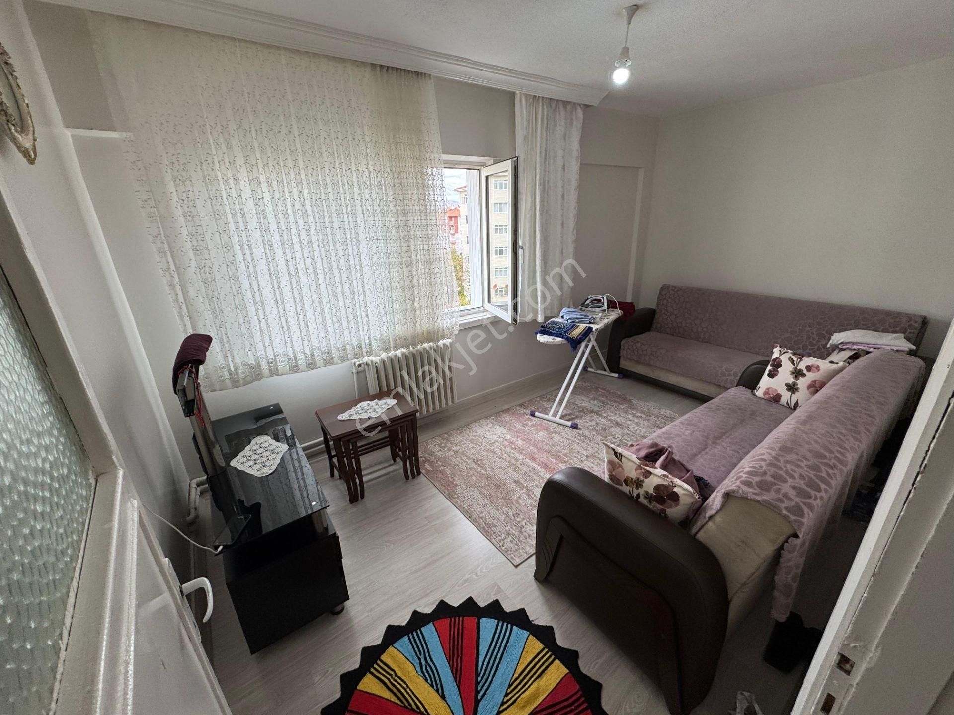 Fatih Mahallesinde Site İçerisinde 3+1 Ara Katta Satılık Daire - Görsel 9