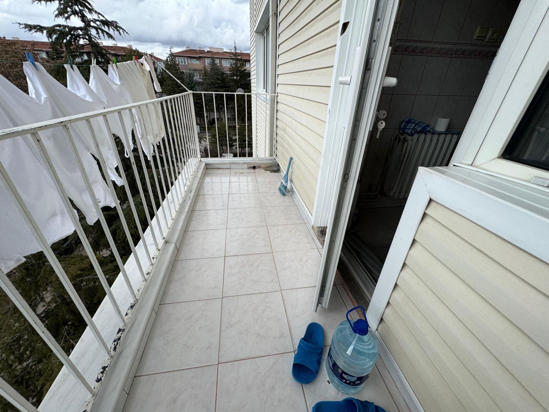 Fatih Mahallesinde Site İçerisinde 3+1 Ara Katta Satılık Daire - Görsel 23