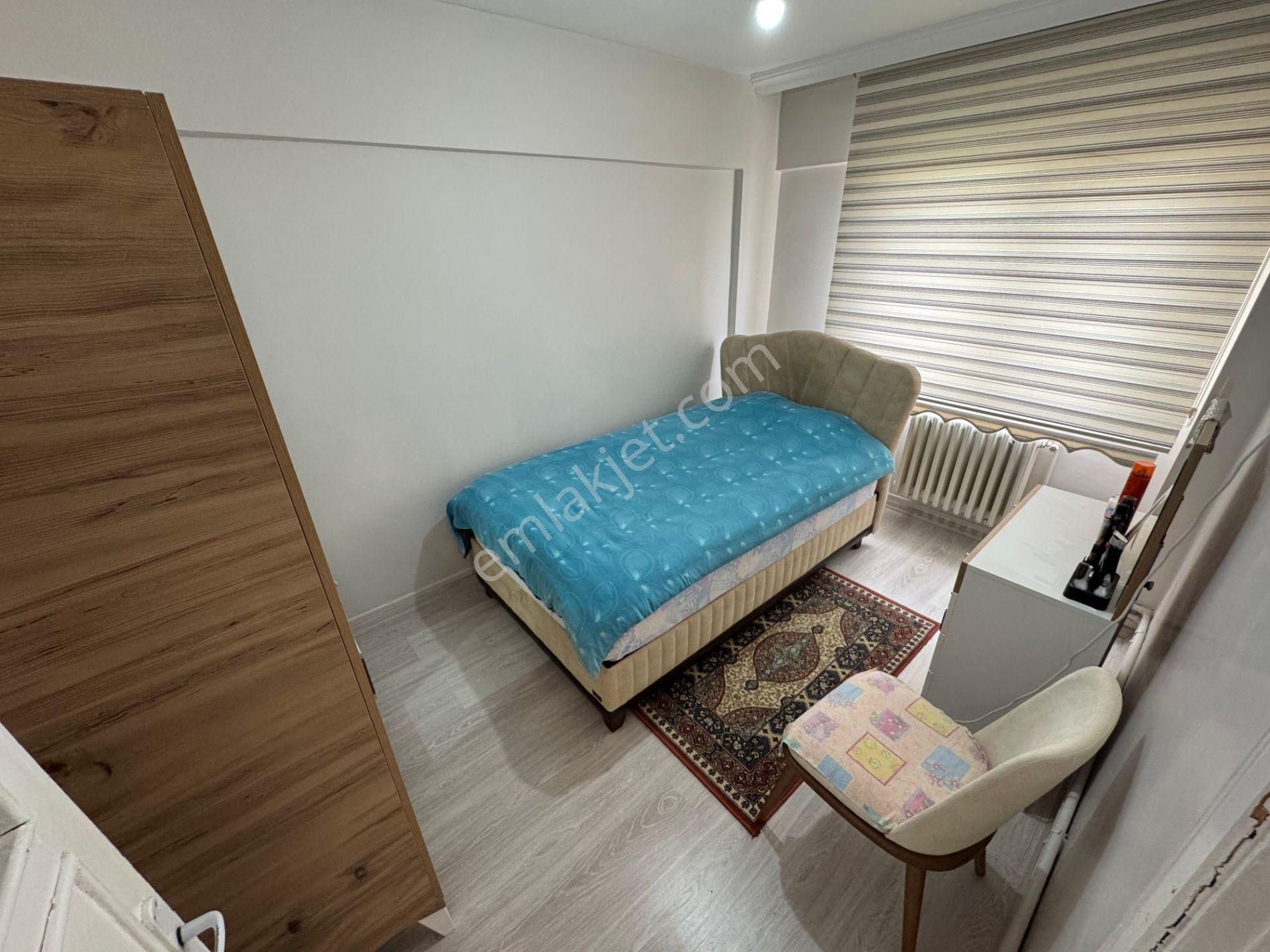 Fatih Mahallesinde Site İçerisinde 3+1 Ara Katta Satılık Daire - Görsel 14