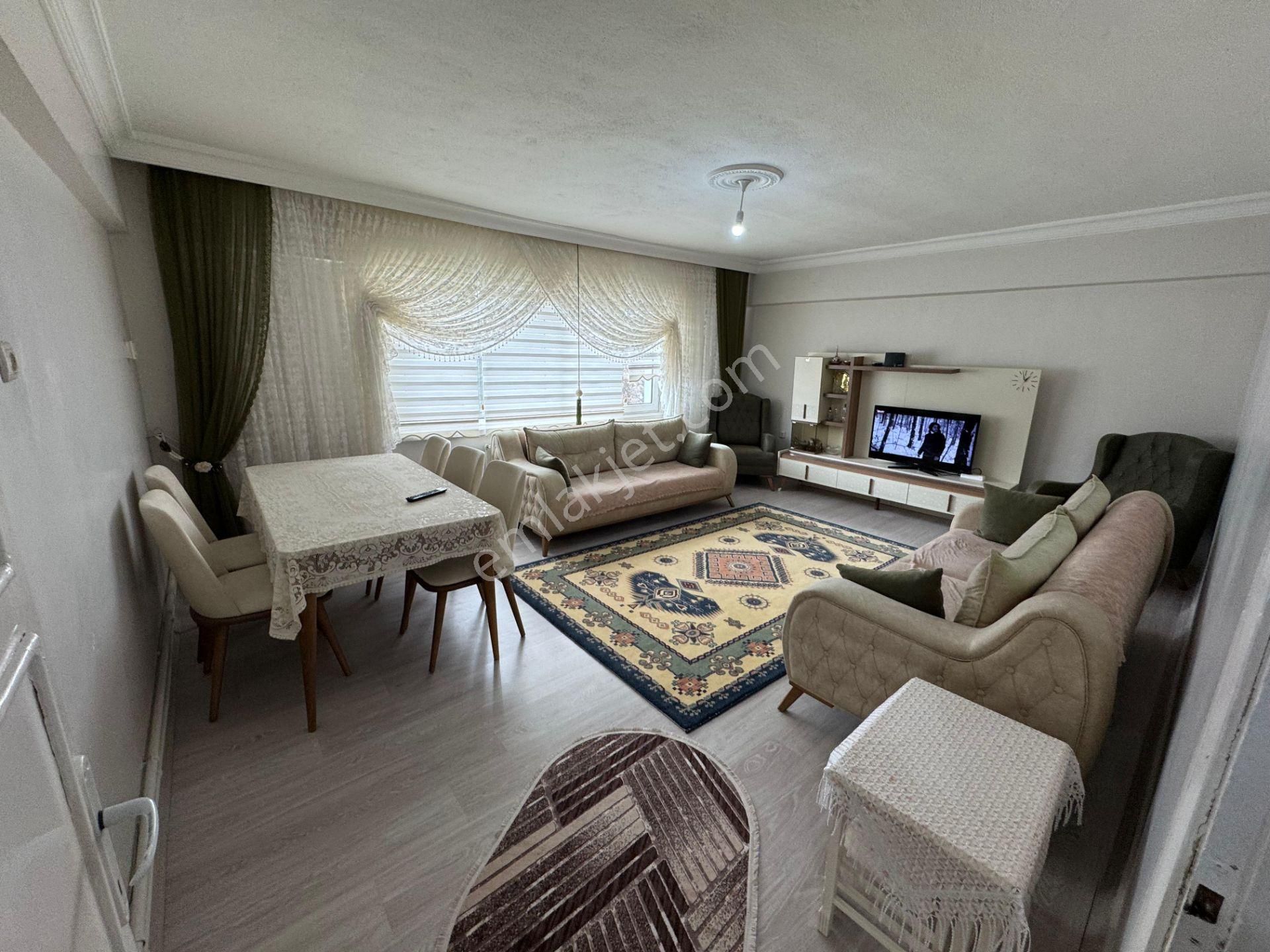 Fatih Mahallesinde Site İçerisinde 3+1 Ara Katta Satılık Daire - Görsel 8