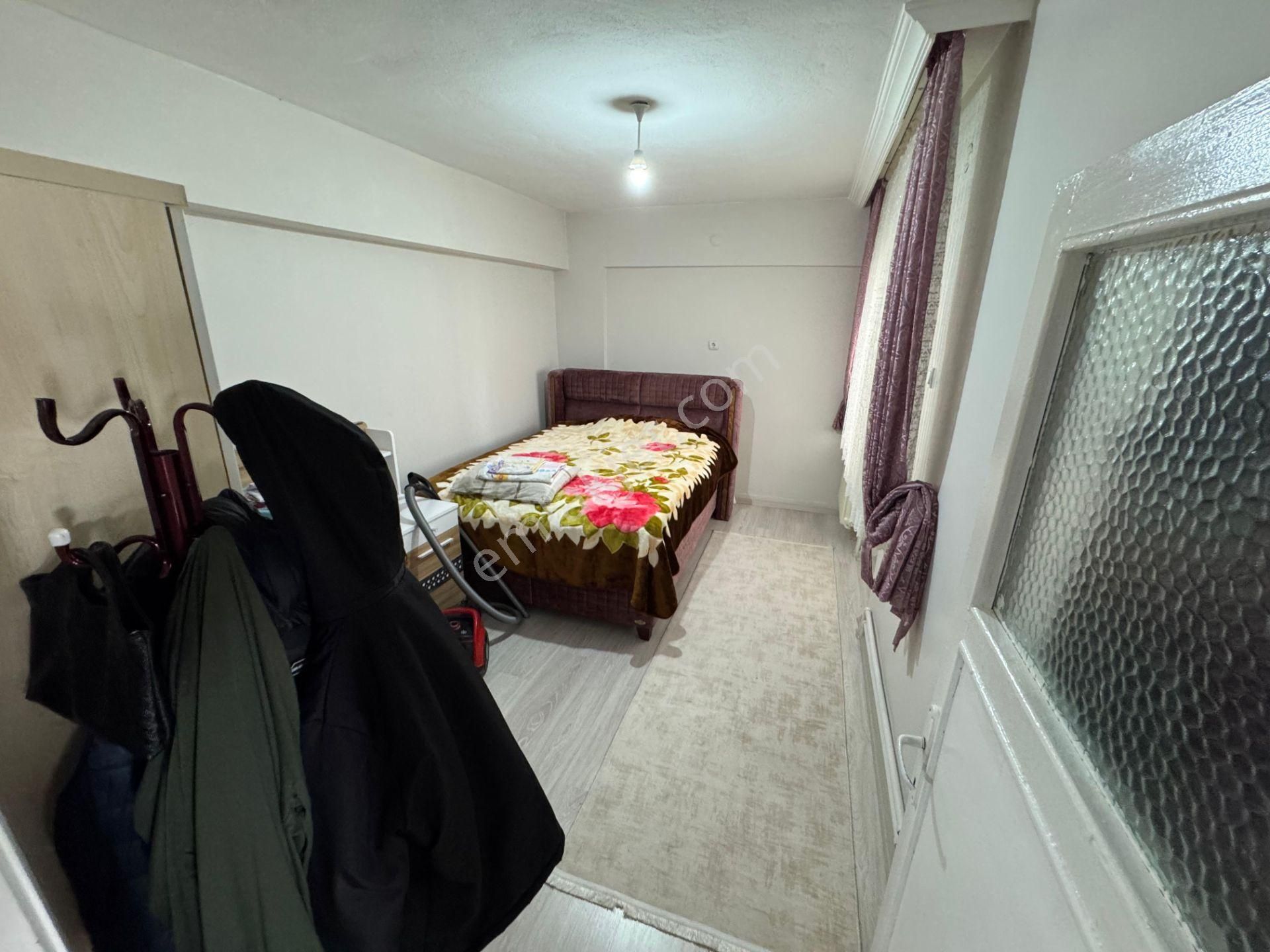 Fatih Mahallesinde Site İçerisinde 3+1 Ara Katta Satılık Daire - Görsel 21