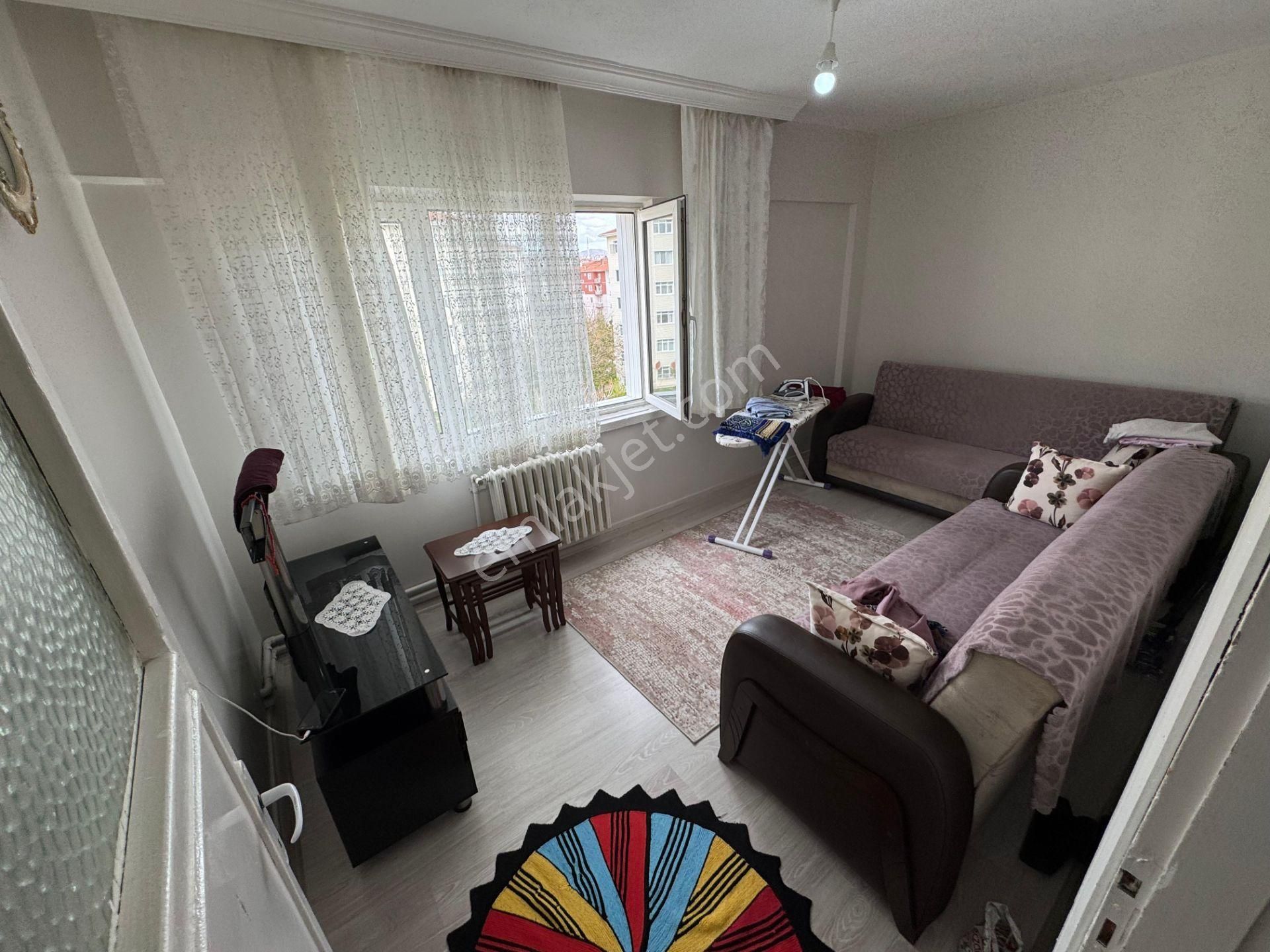 Fatih Mahallesinde Site İçerisinde 3+1 Ara Katta Satılık Daire - Görsel 12