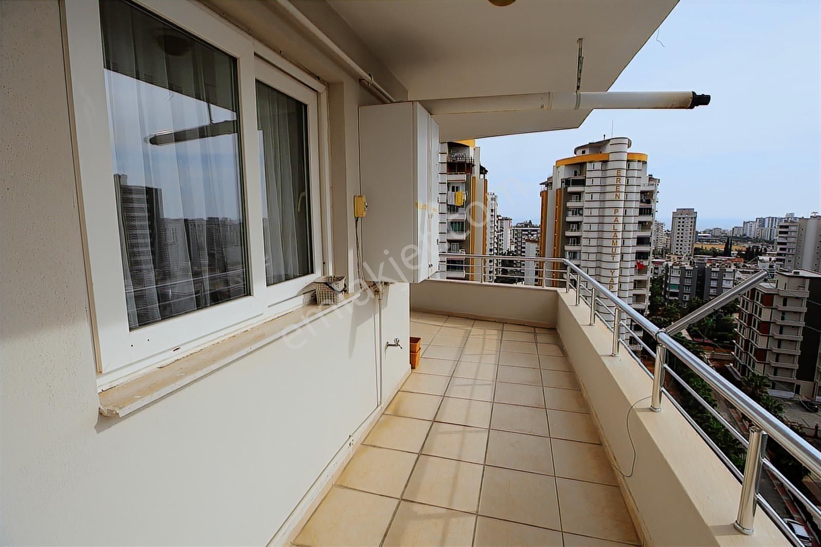 İdol Den Yenişehirde Cadde Üstü Site İçi Havuzlu Doğalgazı Aktif - Görsel 15