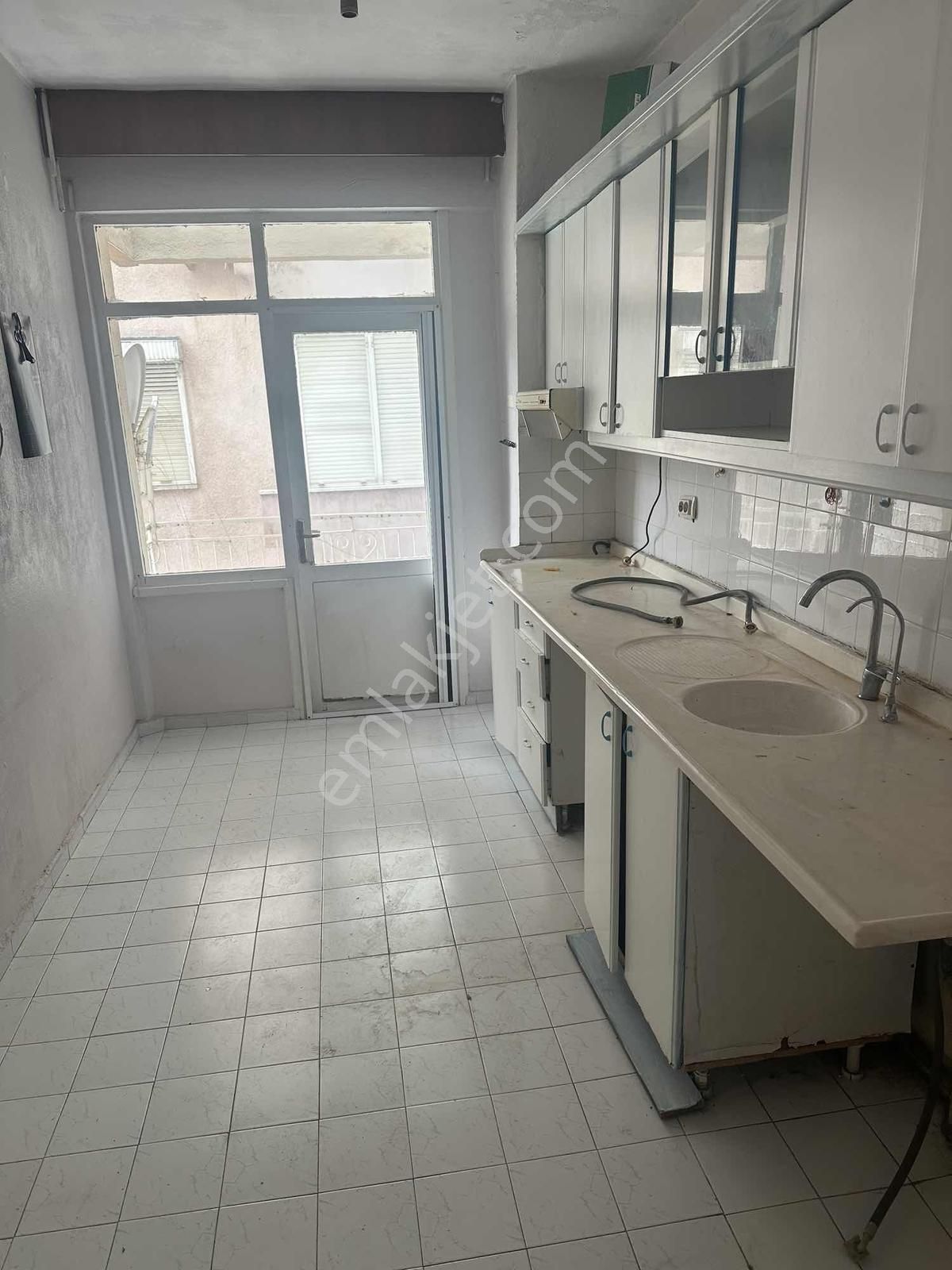 Antalya Muratpaşa Trt Caddesi Üzerinde Kiralık Asansörlü 2+1 - Görsel 10