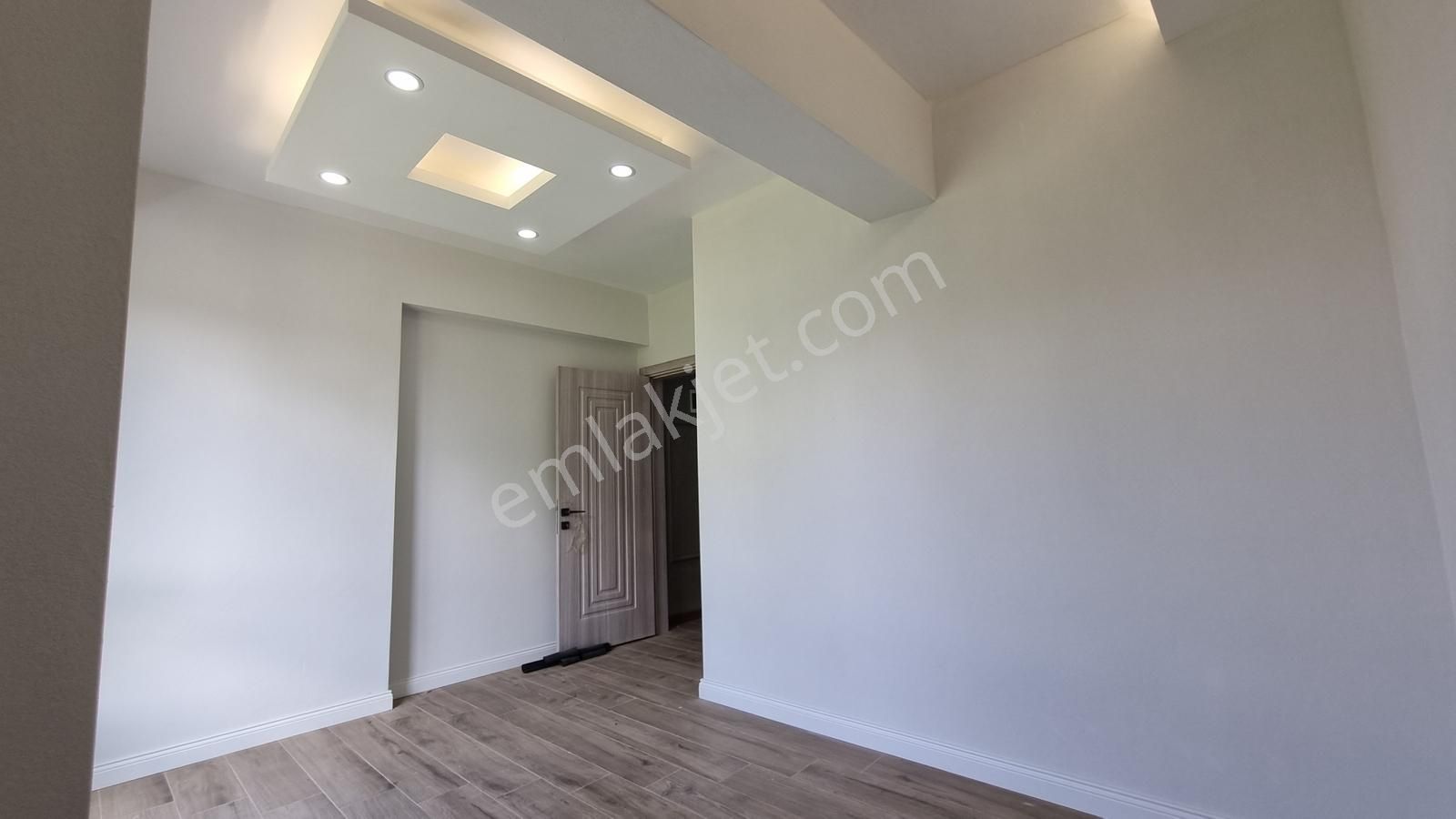 Karasuda Müstakil Bahçeli Deniz Manzaralı 3+2villa Plaja Yakın - Görsel 11