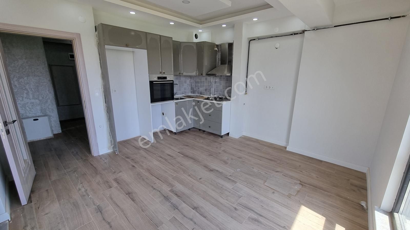 Karasuda Müstakil Bahçeli Deniz Manzaralı 3+2villa Plaja Yakın - Görsel 28