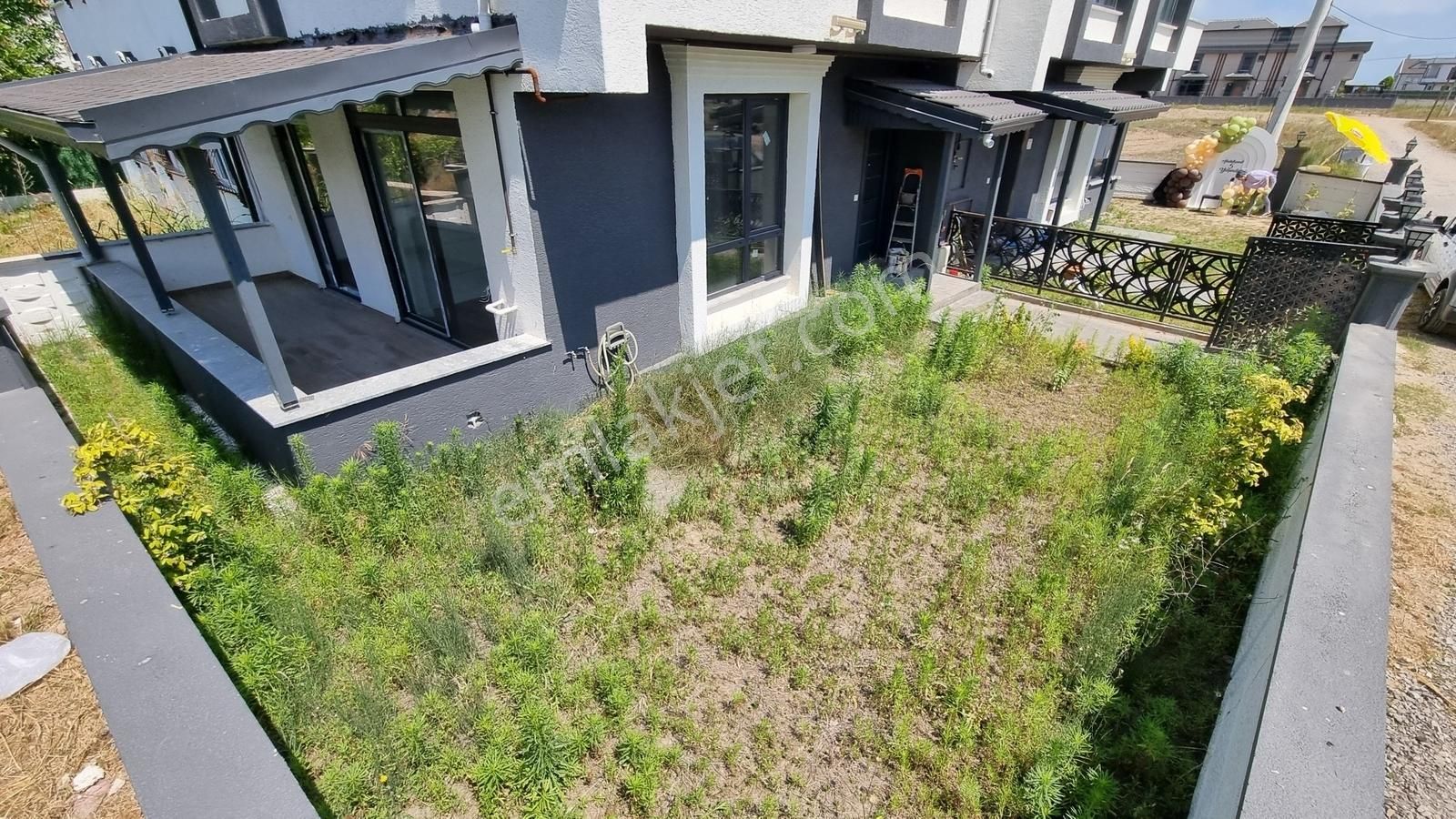 Karasuda Müstakil Bahçeli Deniz Manzaralı 3+2villa Plaja Yakın - Görsel 17